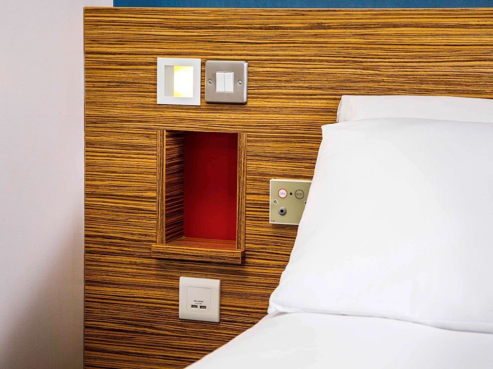 Ibis Budget Heathrow Terminal 5 Double Room, 1 Double Bed, Accessible 3