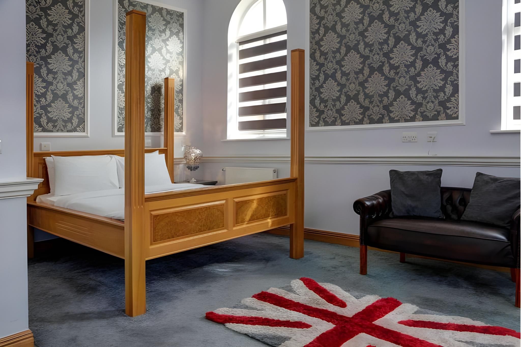 undefined Baylis Park Hotel 2