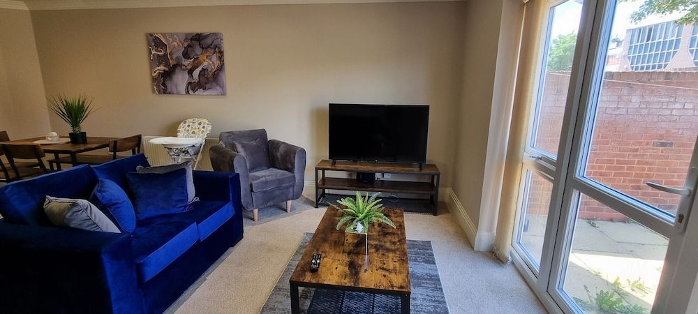 Town Center 4 Bedroom 4 bathroom House Basic House 16