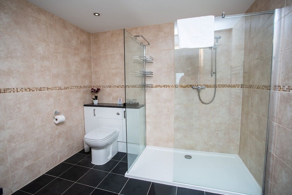 The Windmill Inn Deluxe Quadruple Room, 1 Bedroom 10