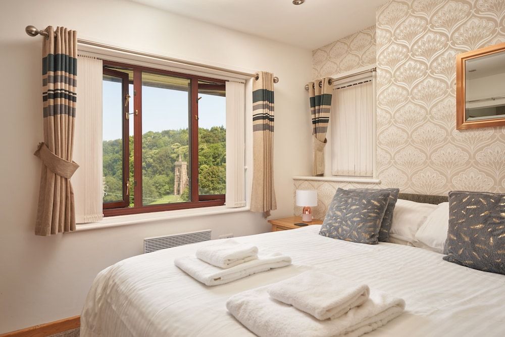 The Windmill Inn Deluxe Triple Room 5