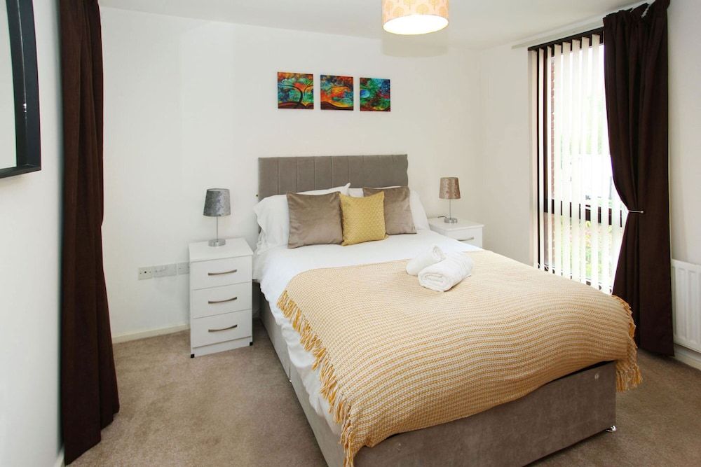 Autumn Heights Apartments Executive Apartment, 1 Bedroom 2