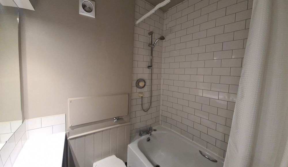 The Priory Inn Standard Double Room, Ensuite 4