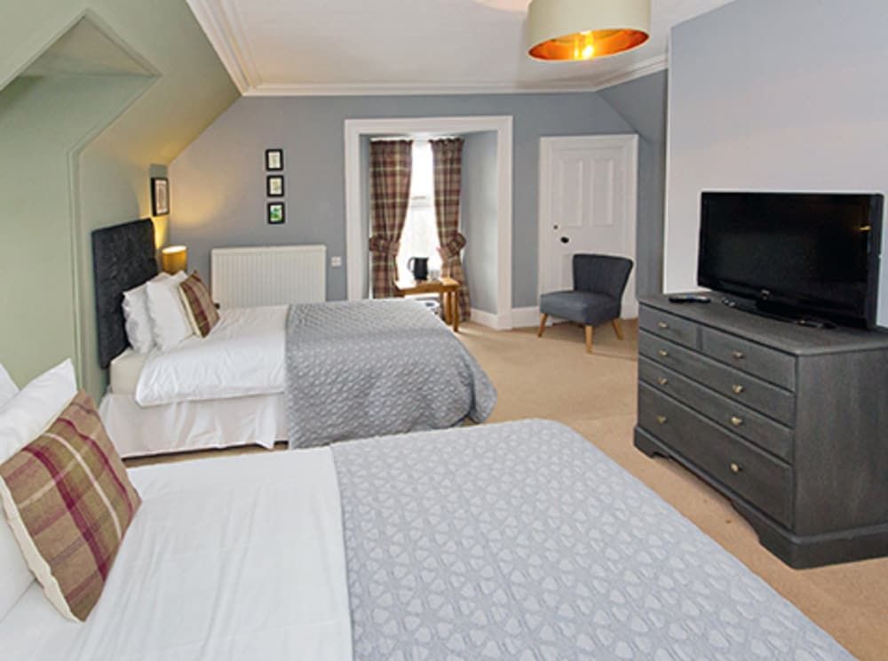 Greenland House B&B Family Room 2