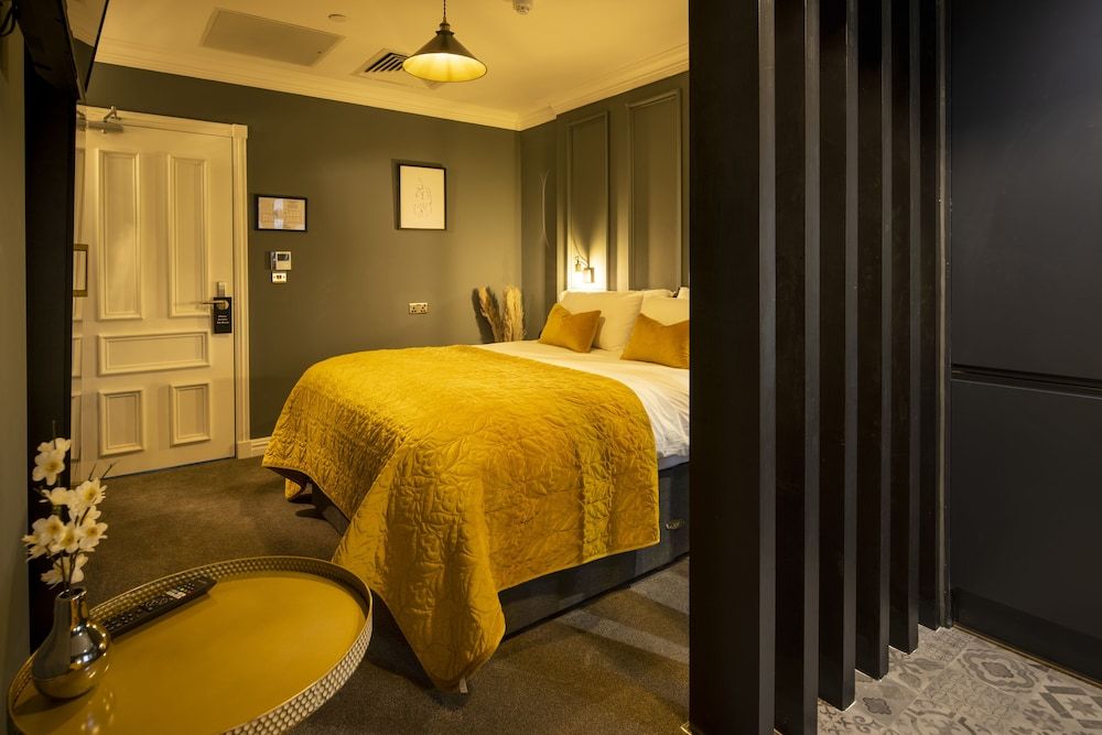 The Old Post Office by Deuce Hotels Classic Double Room 2