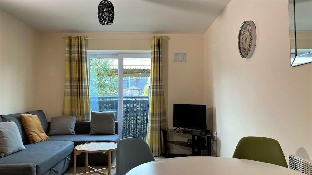 Broad Gauge Apartments Executive Apartment (Avanti) 14