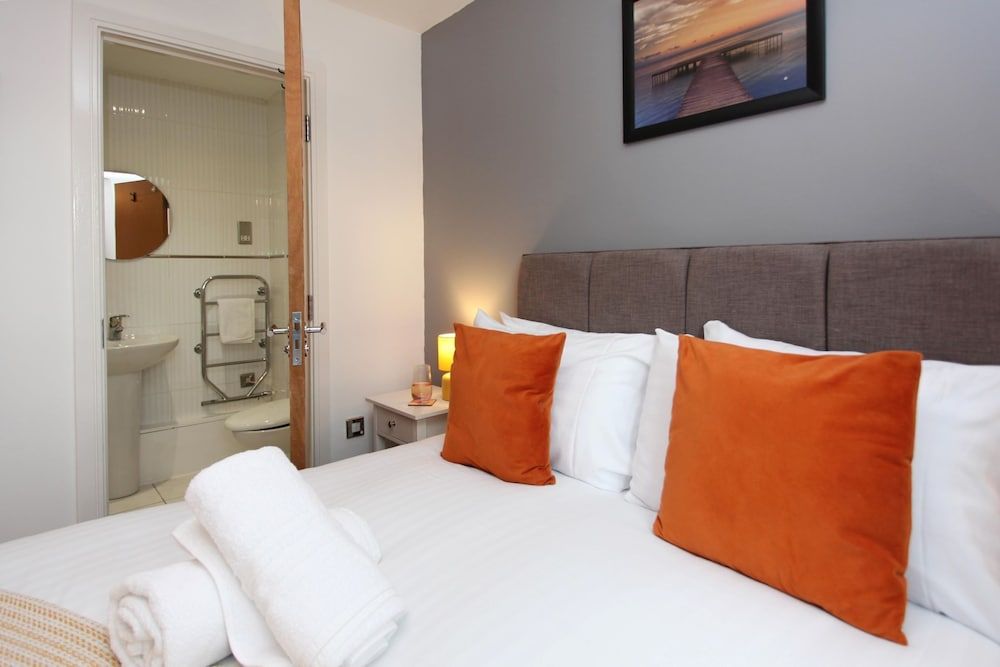 Albion Street Apartments Apartment 7