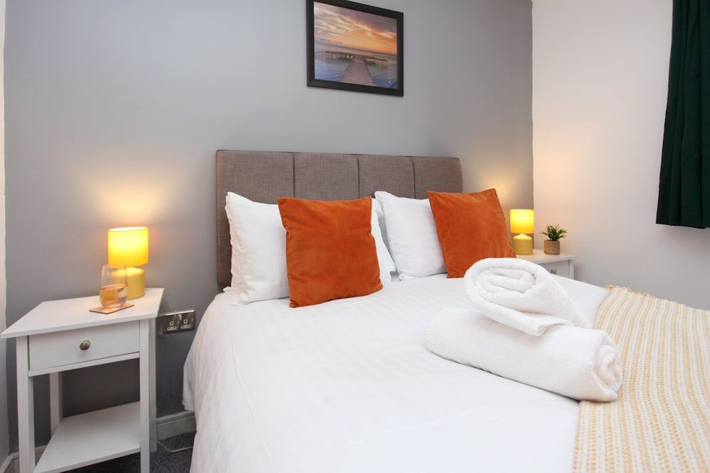 Albion Street Apartments Apartment 2