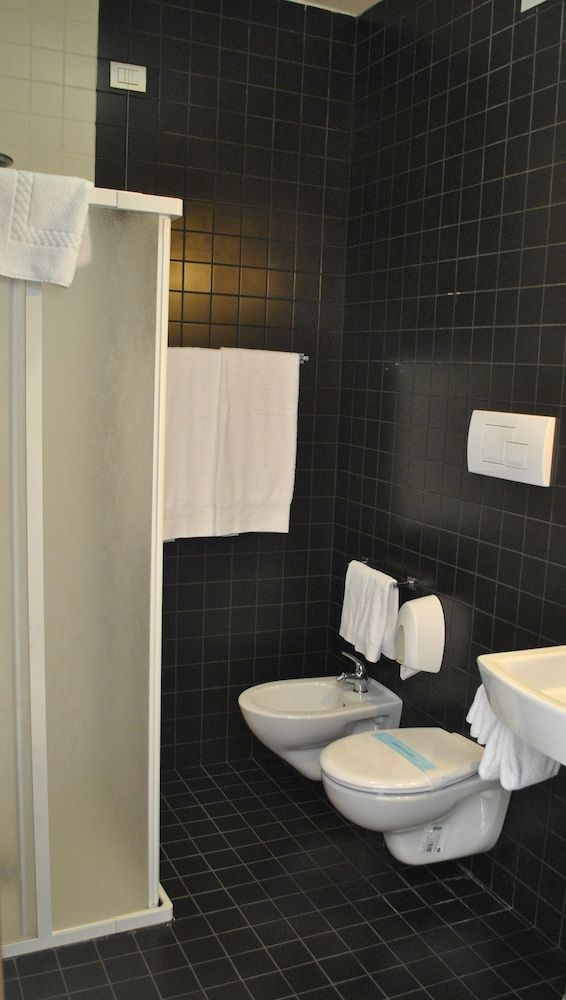 Althea Palace Quadruple Room 4