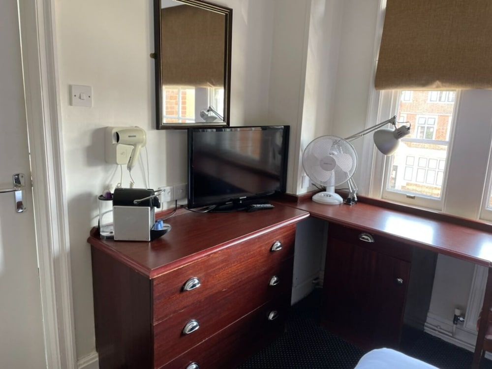 The Jolly Sailor Standard Double Room, Ensuite 3