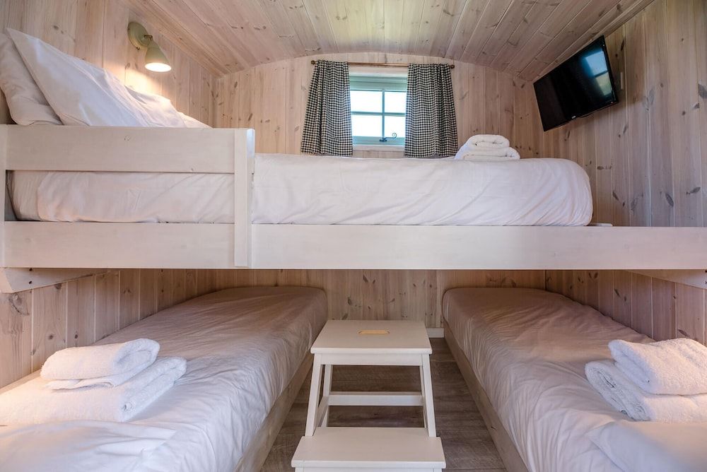 Chalet (1 Bedroom)