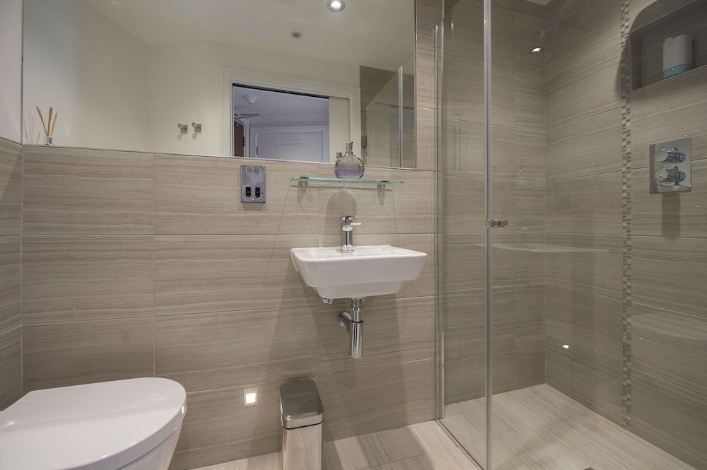 Chocolets - The Quality Suite Deluxe Studio, Ensuite, River View (Apt 43) 9