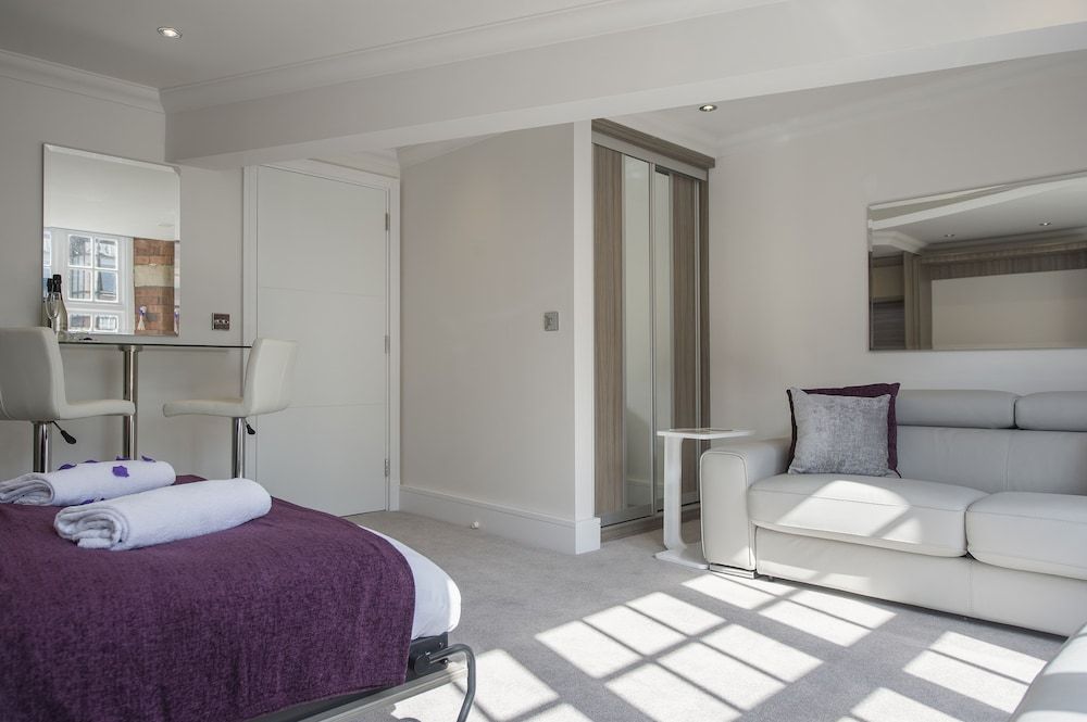 Chocolets - The Quality Suite Deluxe Studio, Ensuite, River View (Apt 43) 4