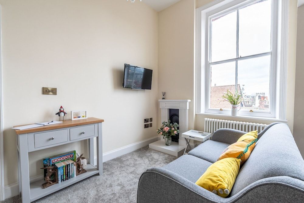 Shambles  Newly Converted Luxury Apartment 10