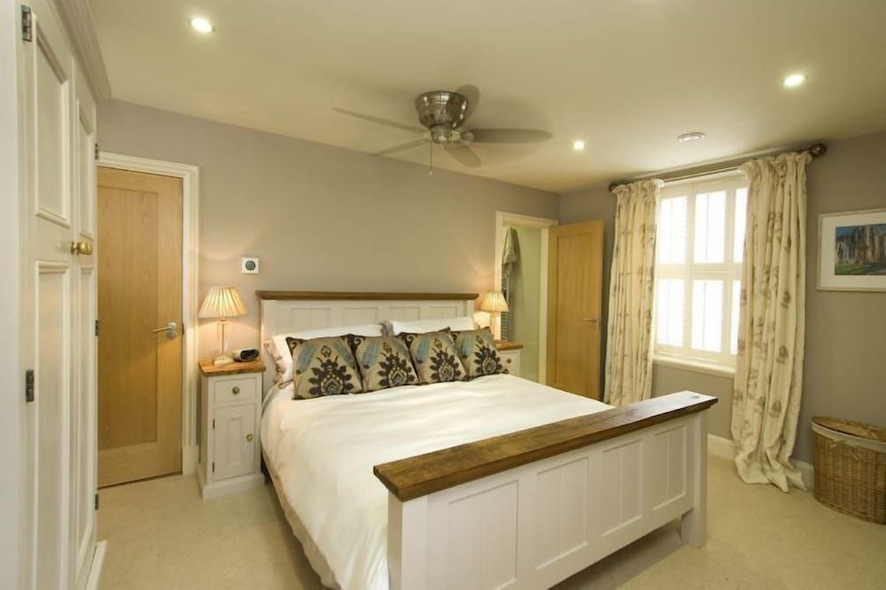 undefined The Brierley 2