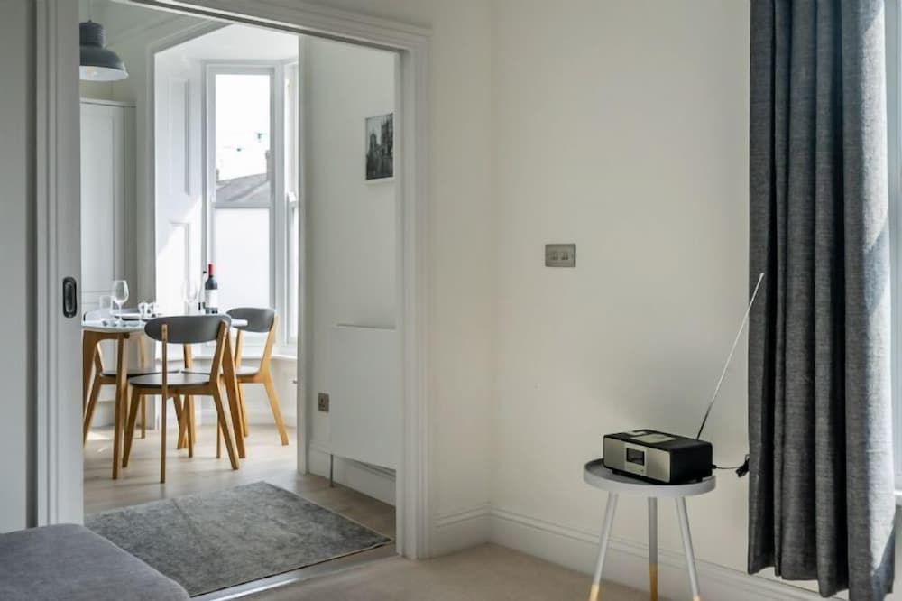 Nunnery Lane Room 12