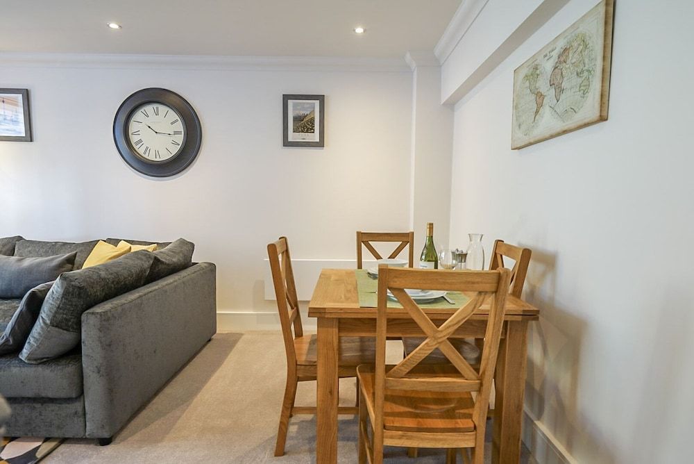 undefined Chocolets - The Henry Isaac Suite 9