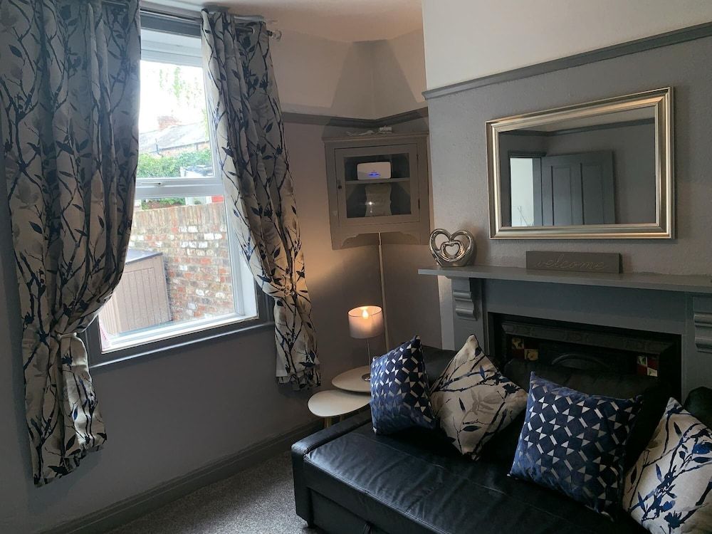 undefined The Clifford Gathering - Sleeps Up To 10 6