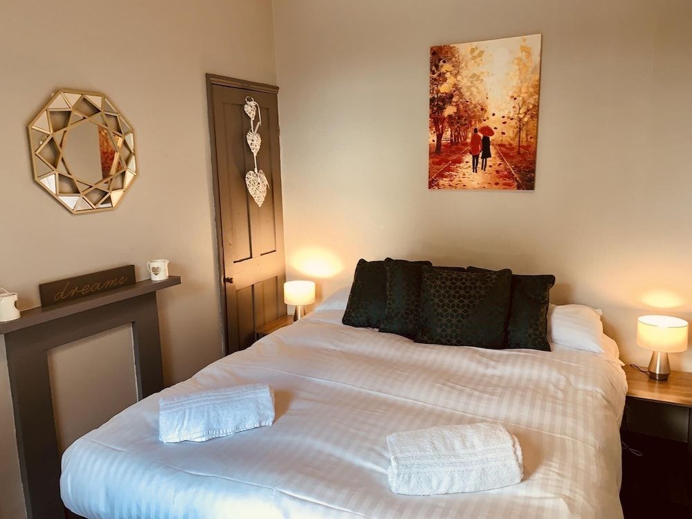 undefined The Clifford Gathering - Sleeps Up To 10 7