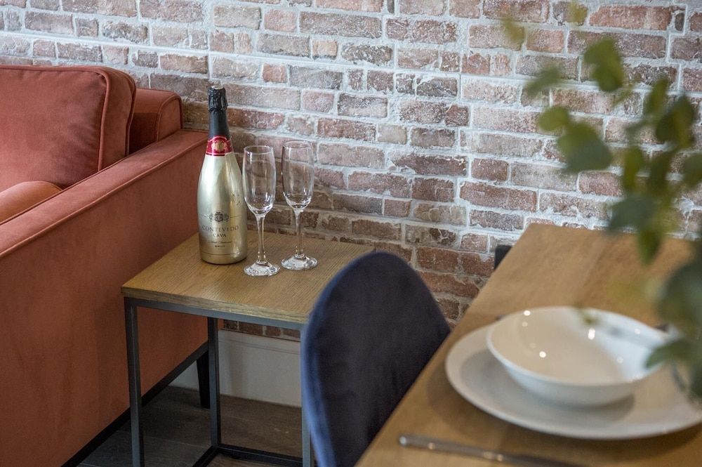 undefined The Quadrant - The Botanical Suite 5