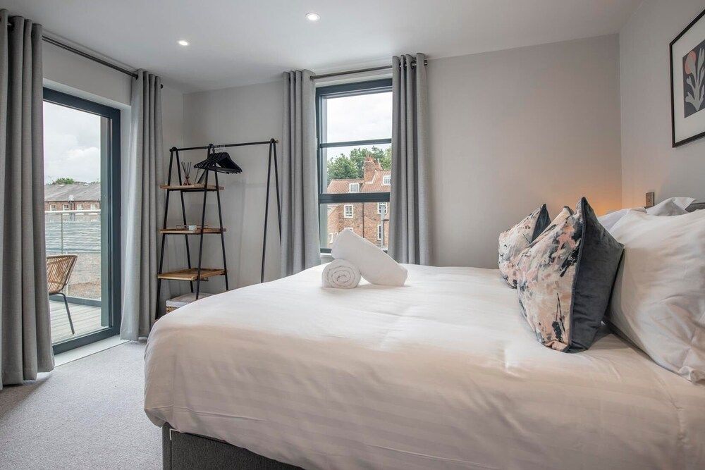 The Quadrant - The Garret Luxury Apartment, Ensuite (Apartment 8) 7