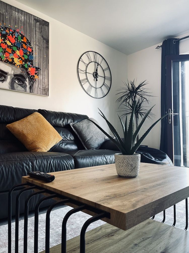 undefined 5 Lockside Free Secure Parking 7