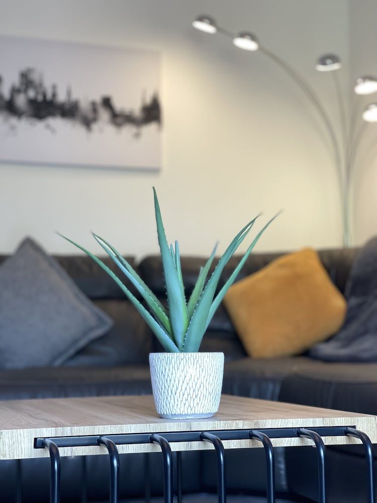 undefined 5 Lockside Free Secure Parking 8