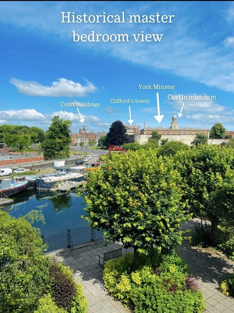 5 Lockside Free Secure Parking House, Private Bathroom 24