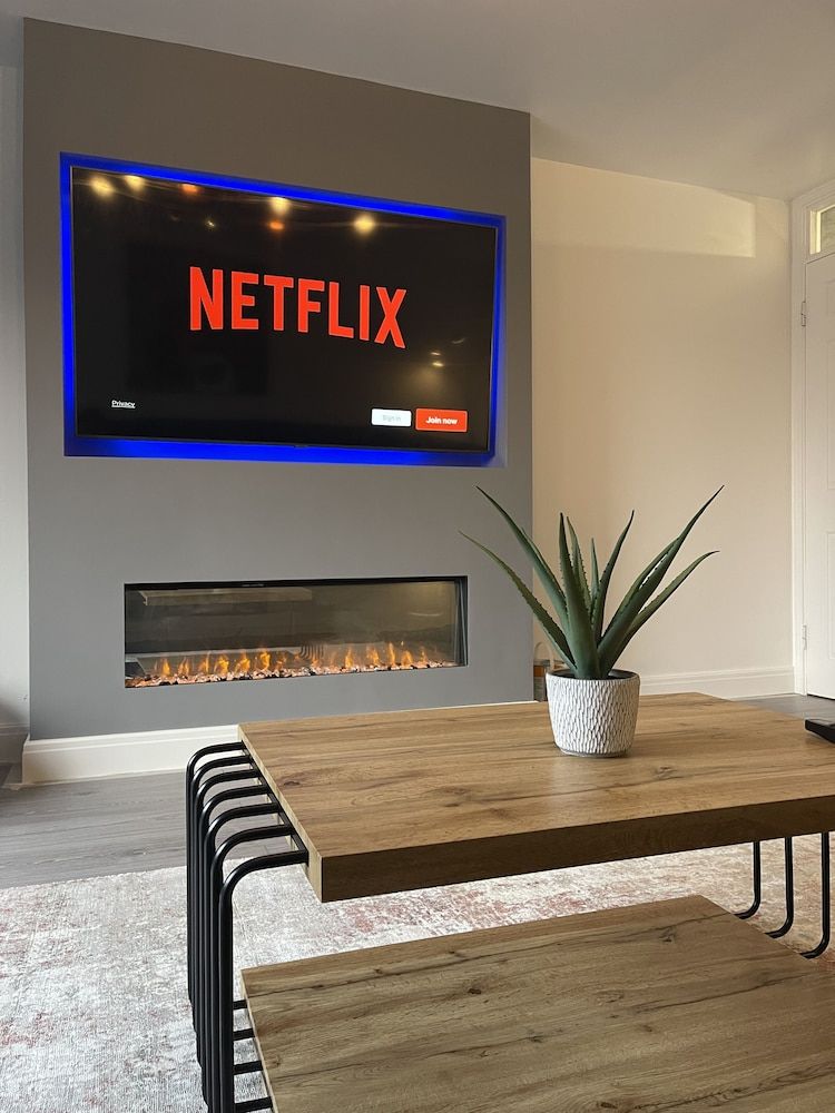 undefined 5 Lockside Free Secure Parking 5