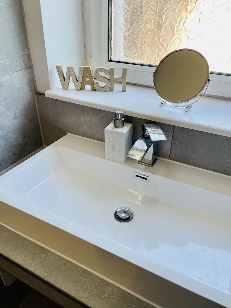 18 Horner Street York House 9