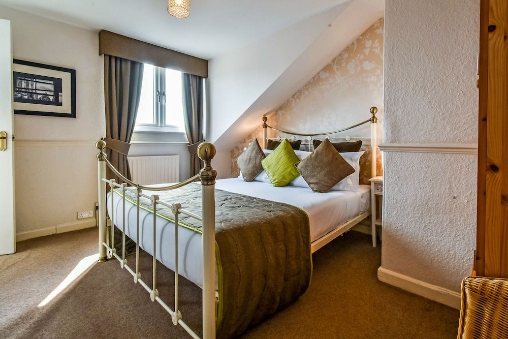 undefined No. 21 York 6