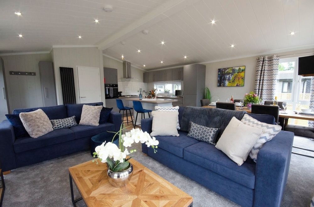 undefined Hollicarrs - Lilypad Lodge