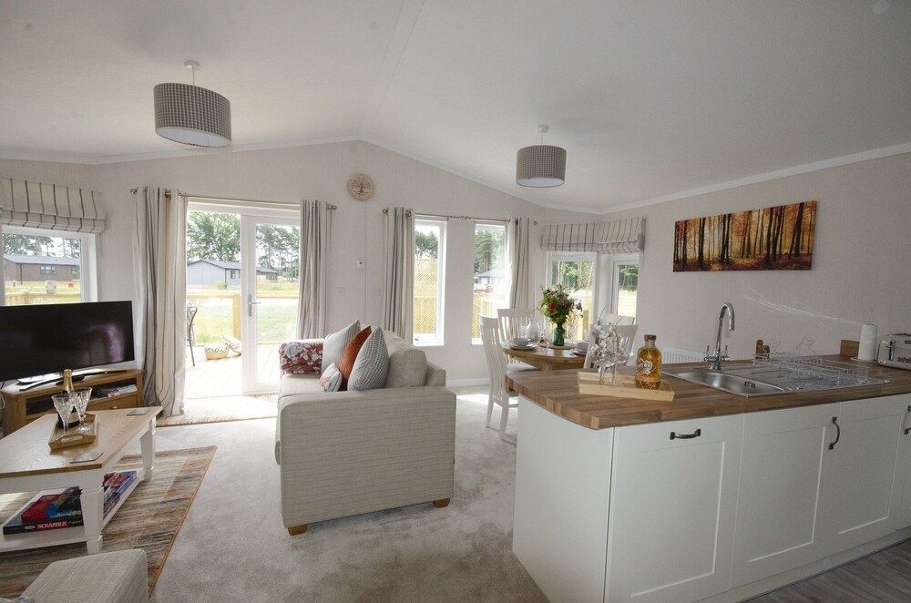 Hollicarrs - Hares Leap Classic Apartment, Ensuite (With Hot Tub) 9