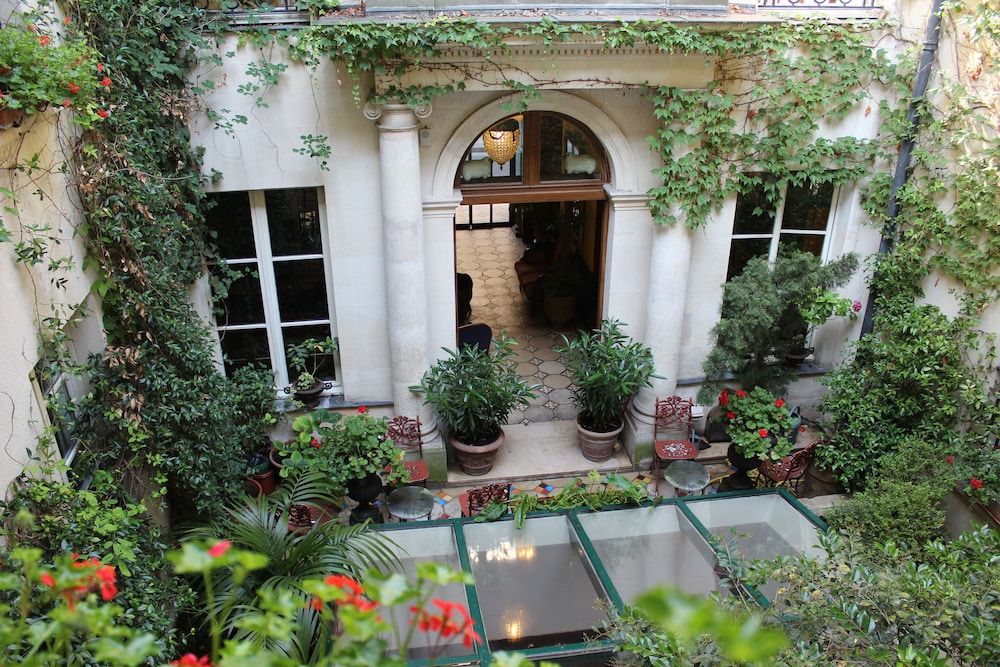 undefined Le Relais Saint Sulpice 6