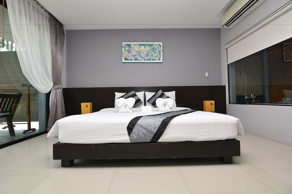 Chaweng Noi Pool Villa Deluxe Room 5