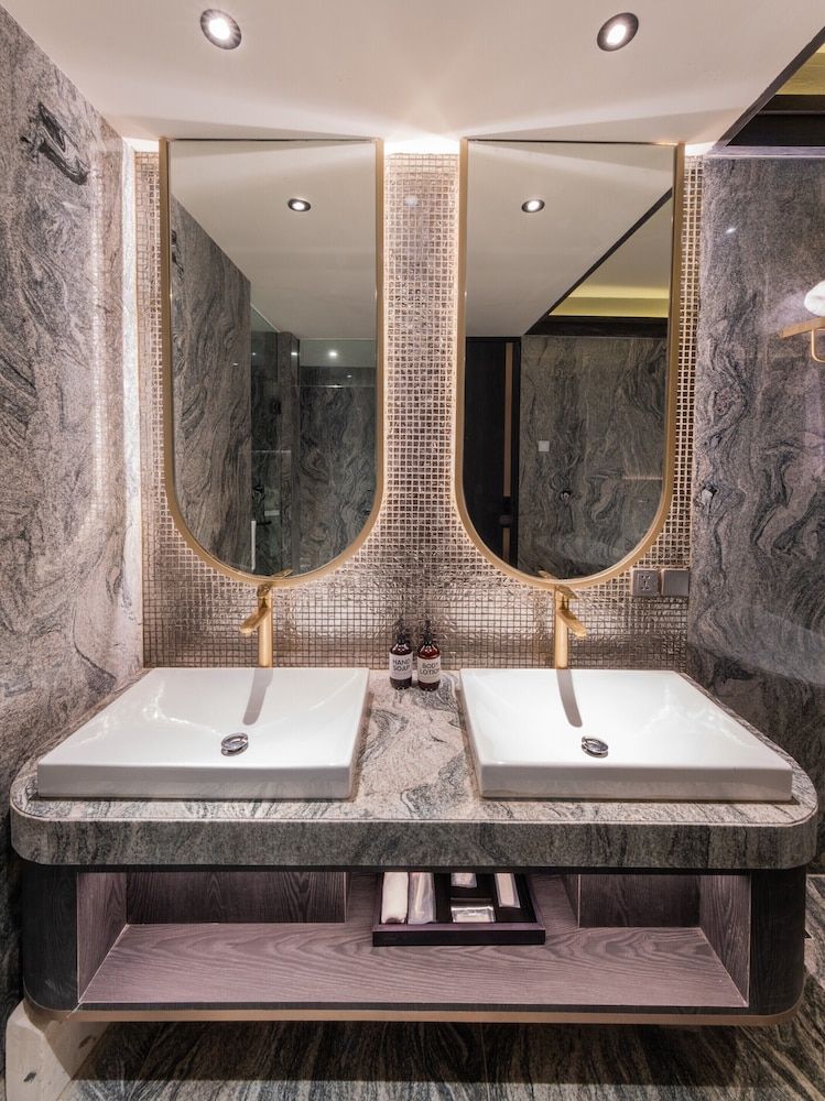 Pentacity Hotel Balikpapan Executive Room 8