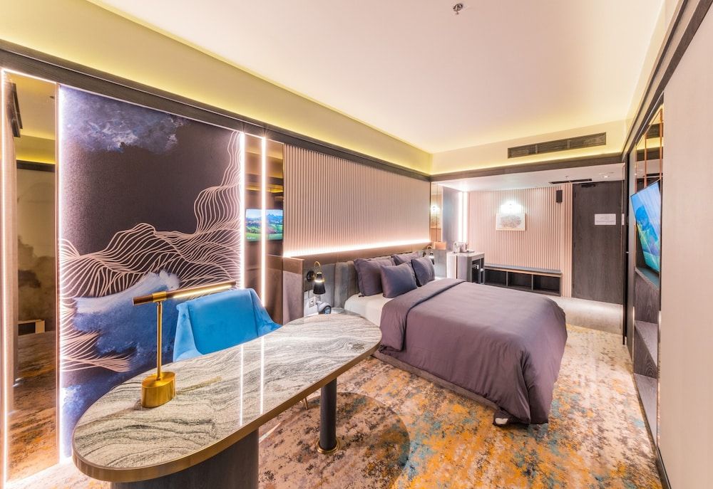 Pentacity Hotel Balikpapan Business Room 6