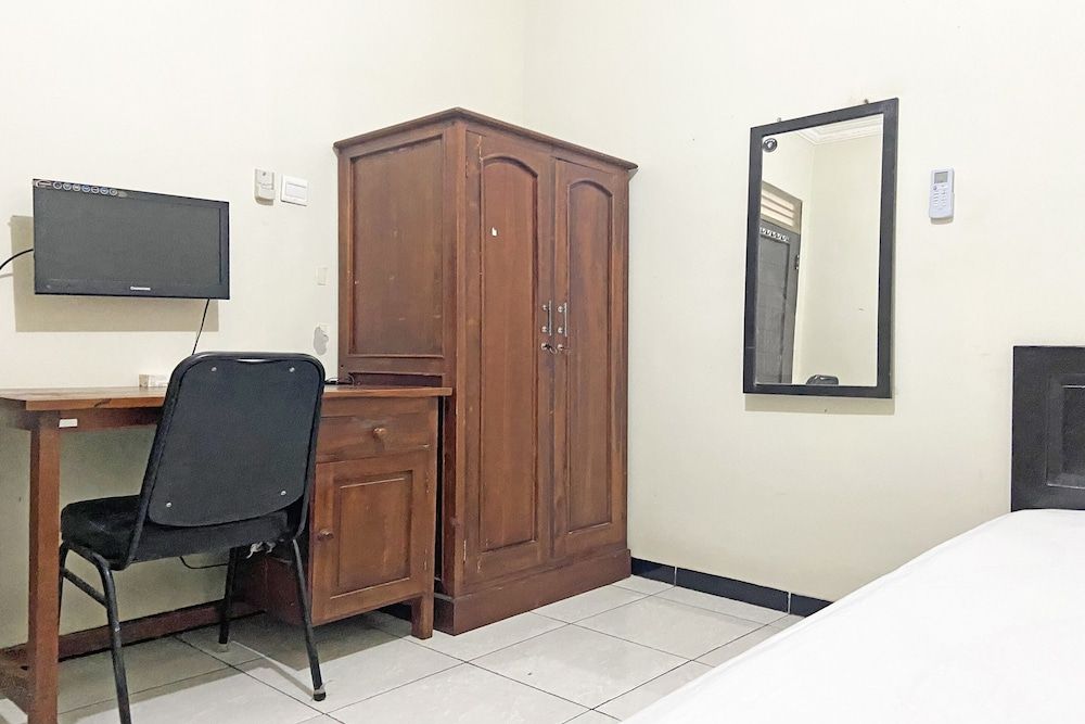 Economy Single Room