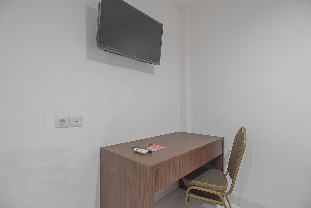 Twin Room (RedDoorz)
