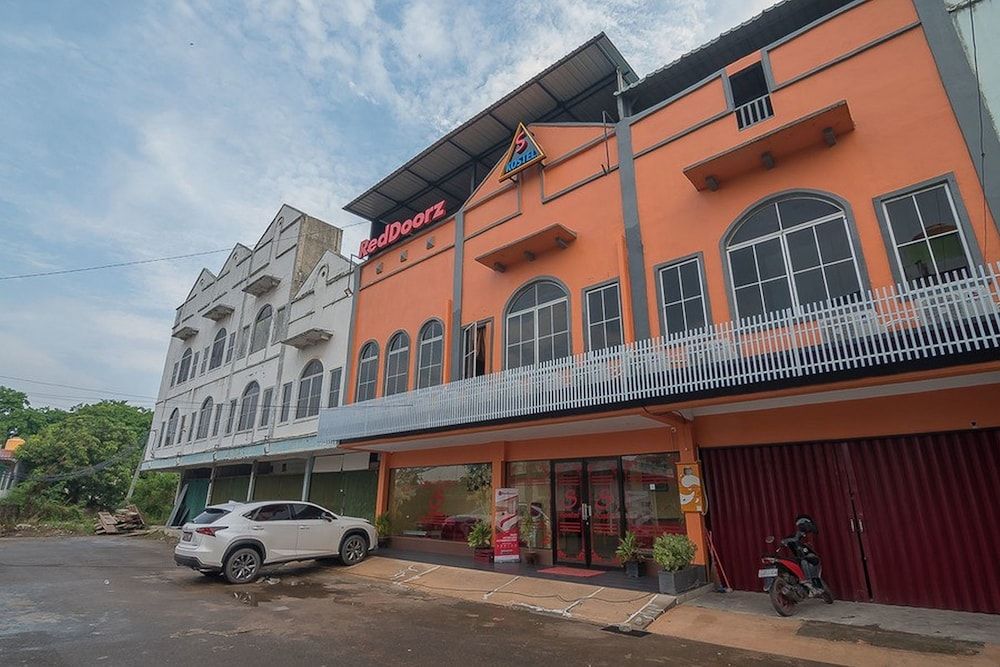 undefined RedDoorz @ Batu Aji Batam 2 5