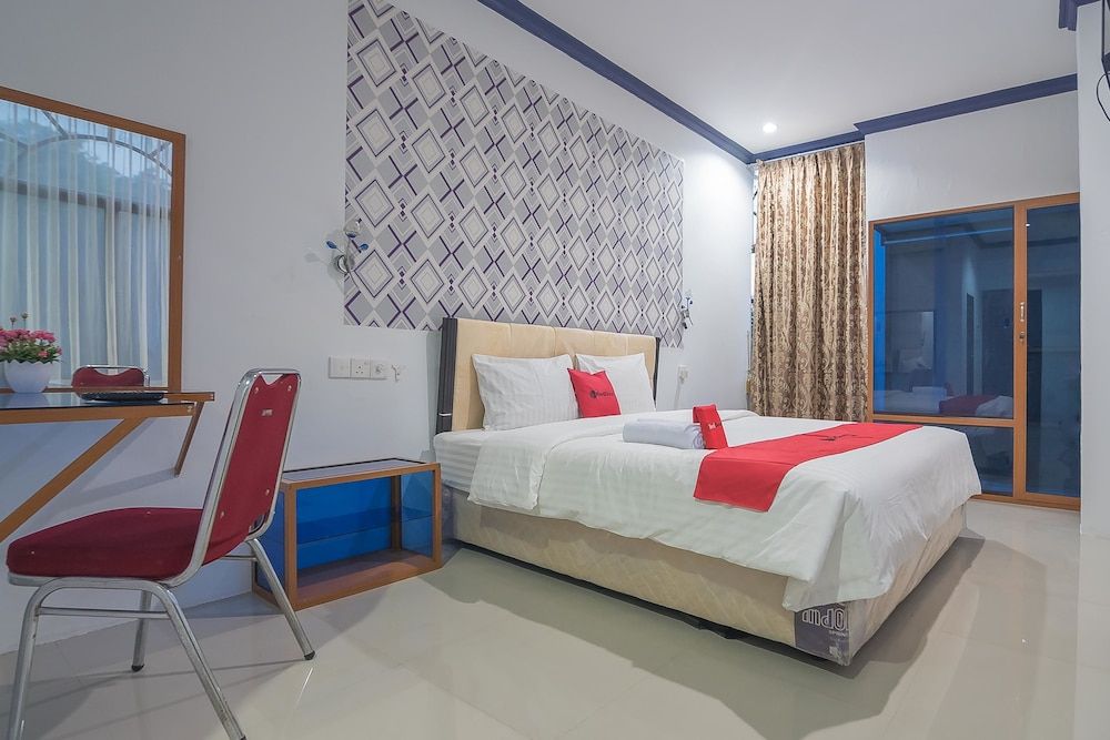 undefined RedDoorz near RSUD Embung Fatimah Batam