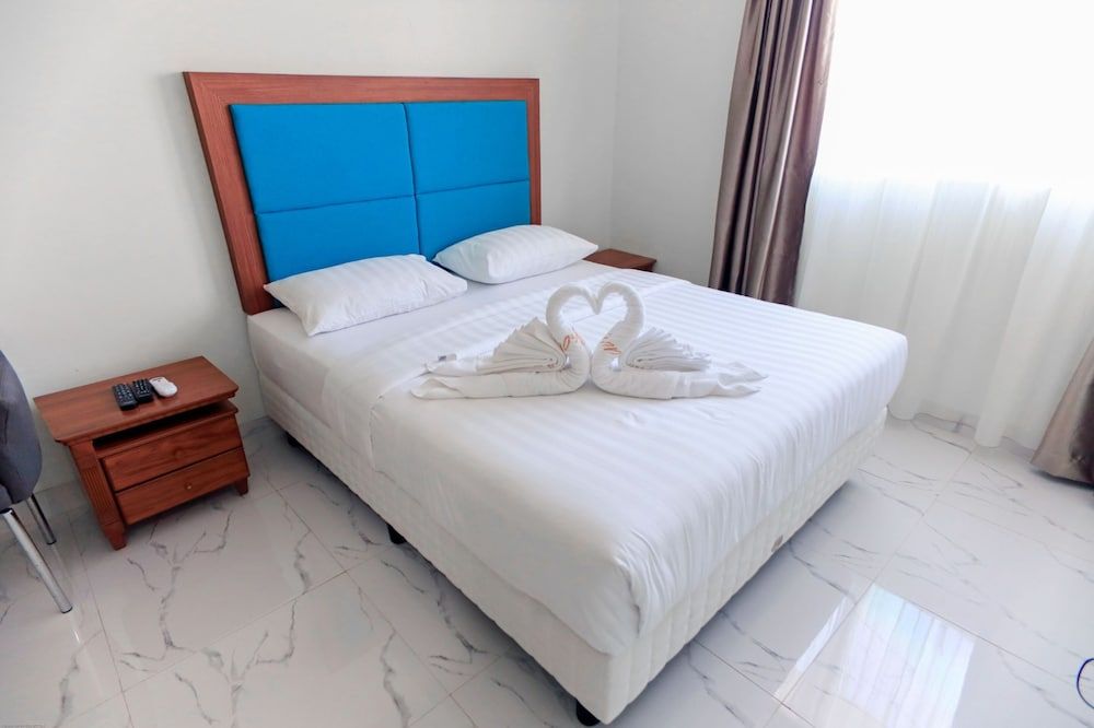 Alinson Boutique Resident Batam Deluxe Double Room 4