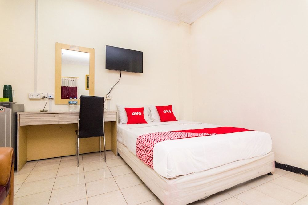 undefined OYO 2097 Hotel Laksana Inn 4