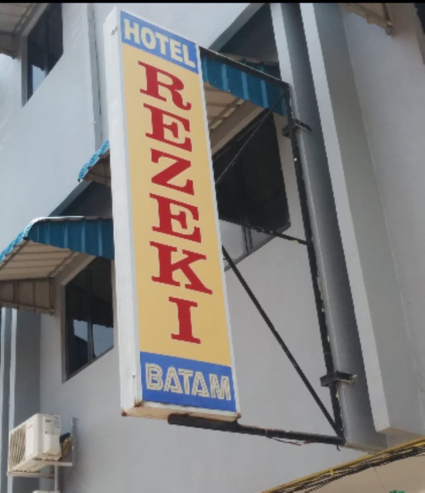 undefined Hotel Rezeki Batam 4