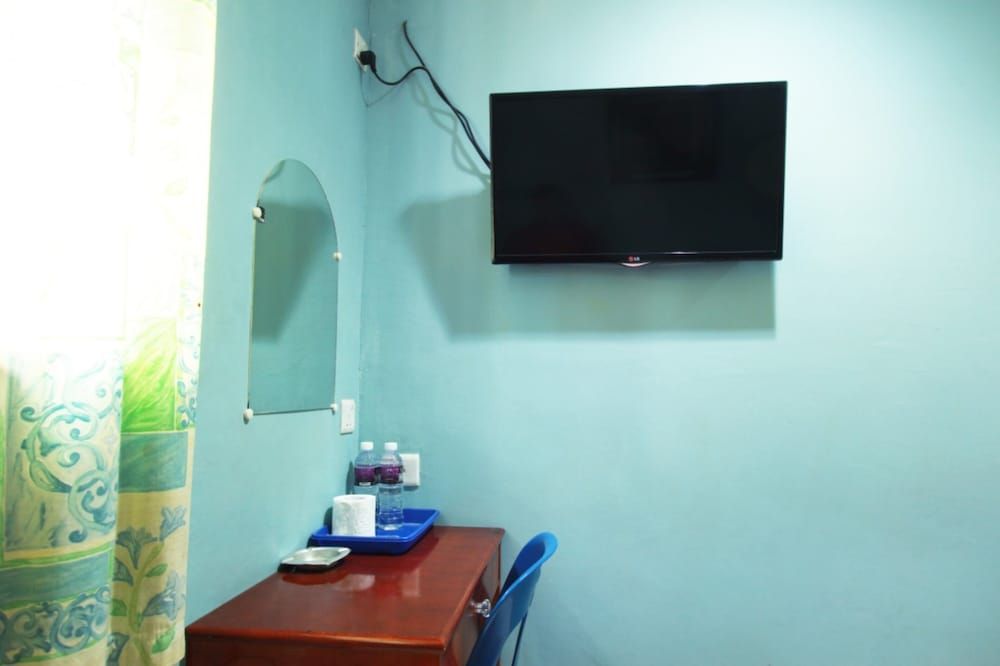 Hotel Rezeki Batam Standard Room 5