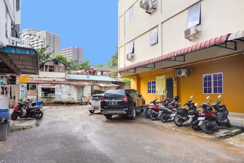 undefined OYO 91942 Sunny Syariah 2