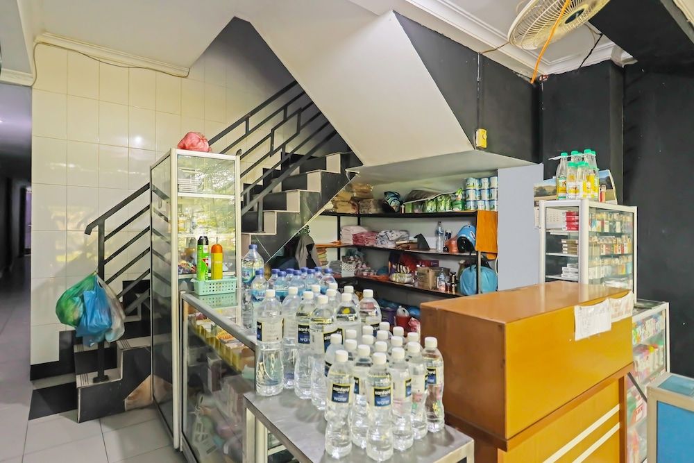 undefined SPOT ON 92092 Wisma Nilam Sari Syariah 5