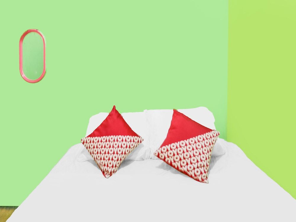 undefined OYO 91882 Bilqis Homestay NearThe Hot River, Dog Run 8