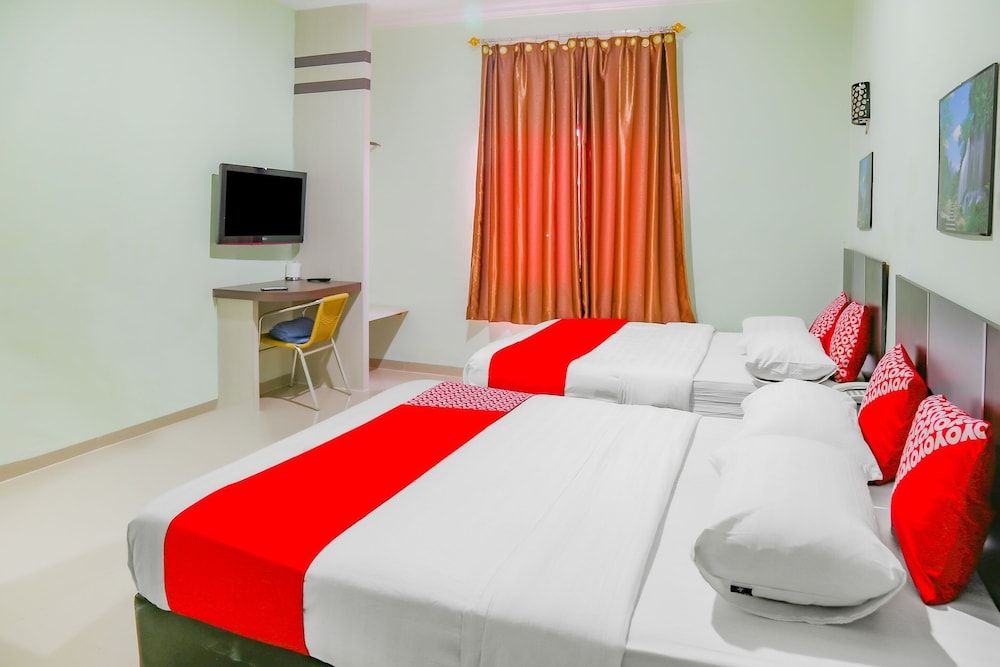 OYO 90269 Hotel Indorasa 2 Family Room