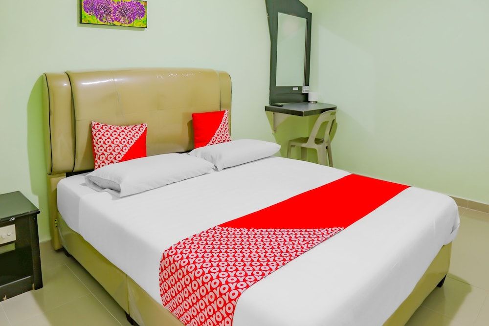 OYO 90269 Hotel Indorasa 2 Standard Double Room 3